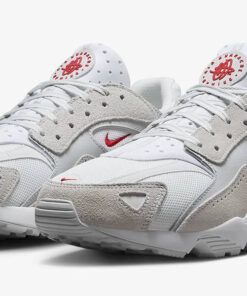 TENNIS NIKE  AIR HUARACHE RUNNER PHOTON DUST UNIVERSITY RED HOMBRE  (US 9) (EUR 42.5)